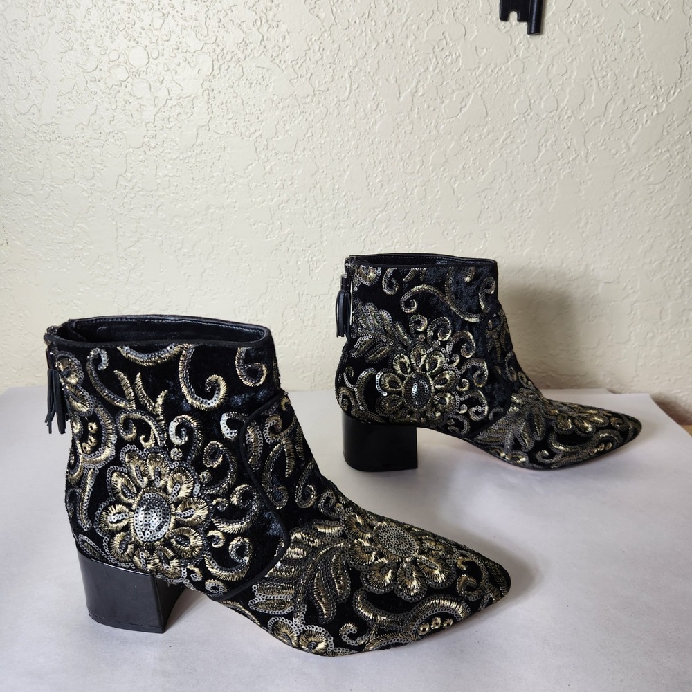 Karl Lagerfeld Paris Maude Black Velvet Embroidered Sequin Ankle Boots Size 8M